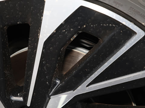 2026�� L 300TSI DSG ������