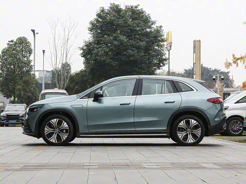 2026�� 500 4MATIC ������