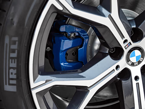 2026�� xDrive40i ������ M�˶���װ