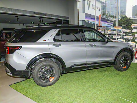 2025�� 2.3T EcoBoost ���ش�Խ�� 5��