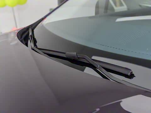 2026 DM-i 1.5T 218KM Խ