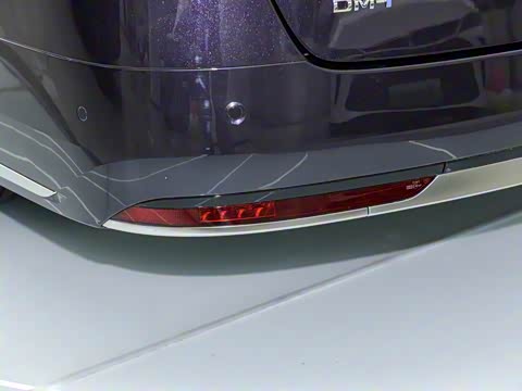 2026 DM-i 1.5T 218KM Խ