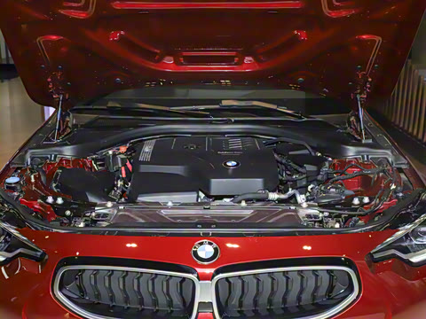 2025�� 225i M�˶���ҹ��װ