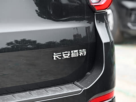 2027�� 2.3T EcoBoost ��������plus�� 7��