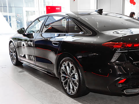 2026�� 2.0T quattro ������