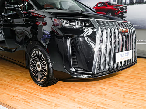 2026�� ���̰� 230�콢�� 7��