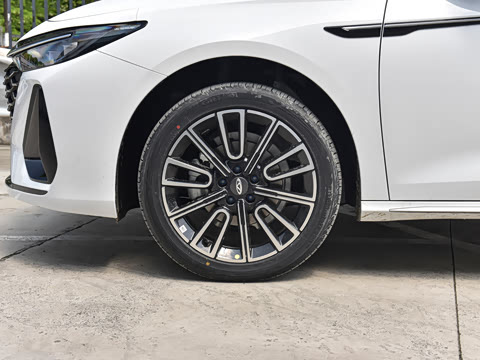 2026�� 1.6T ������