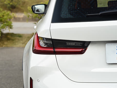 2026�� M3���а� M xDrive ������