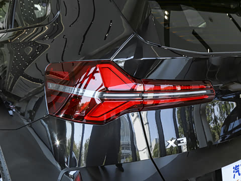 2026�� M50 xDrive