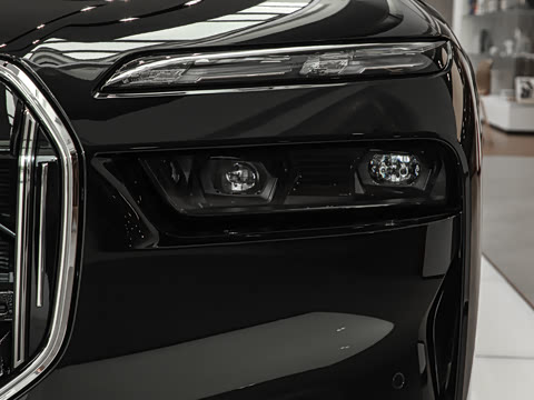 2026�� 740Li ������ ������װ