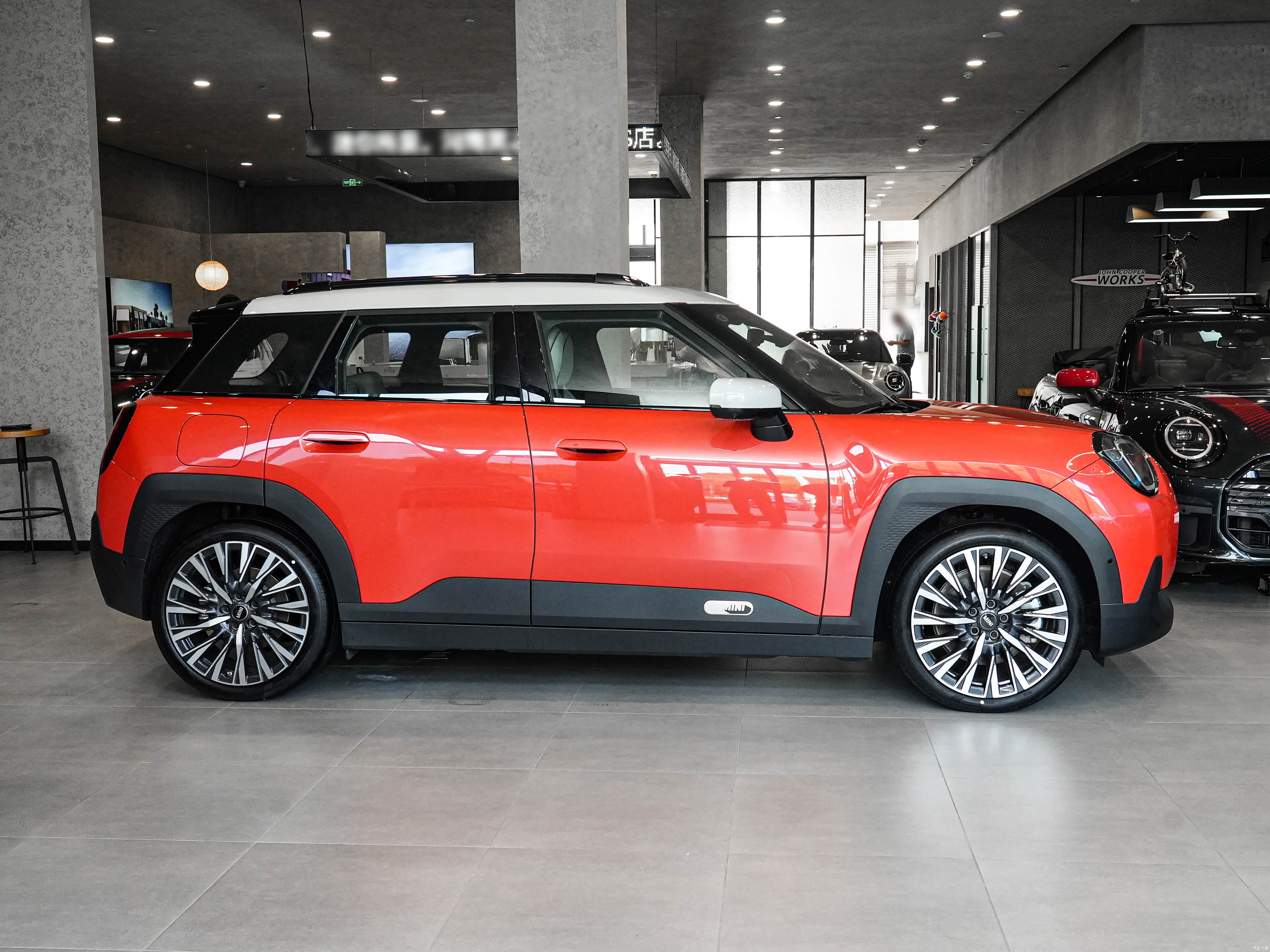 MINI Aceman, миниатюра 8