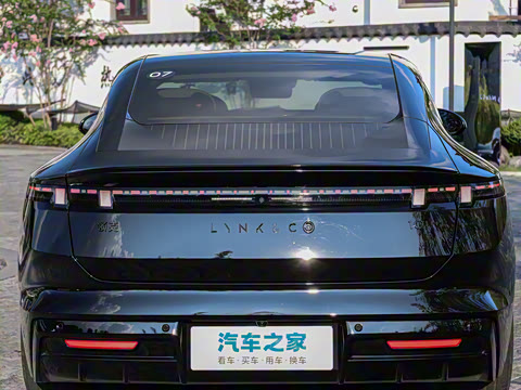 2025�� 240����Ultra