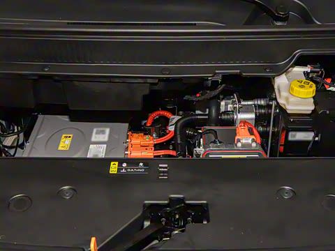 2025�� Plus 430 ������