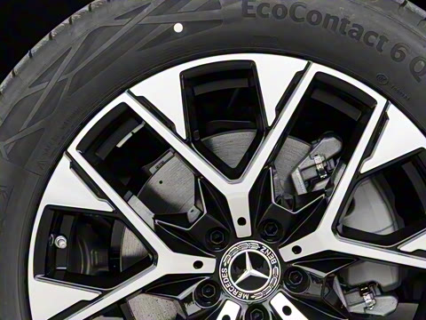 2026�� GLC 260 L 4MATIC ������