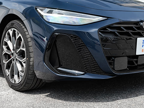 2026�� 2.0T quattro ������	