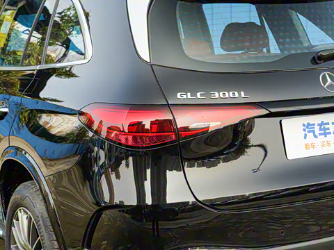 2026�� GLC 300 L 4MATIC ������ 5��