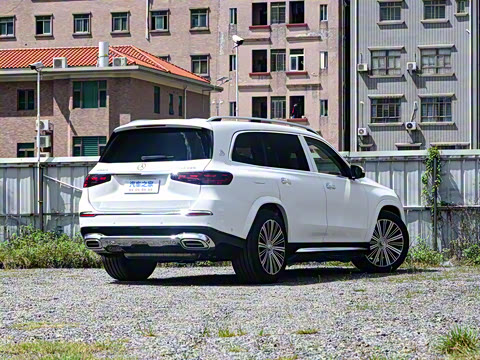 2025�� GLS 480 4MATIC