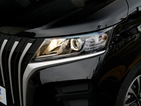 2026�� 2.0L �ֶ����ᾫӢ�� 9�� CNG