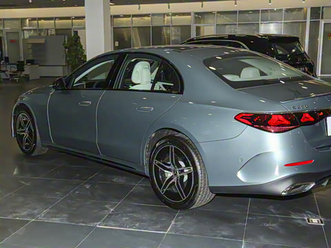 2026�� E 260 �˶���