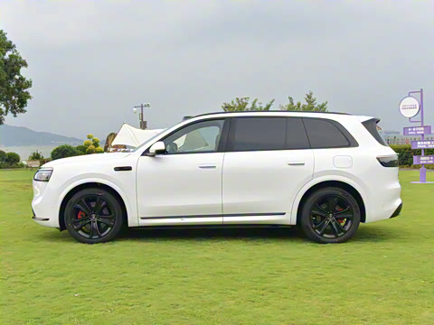 2025�� ���� Ultra ����������