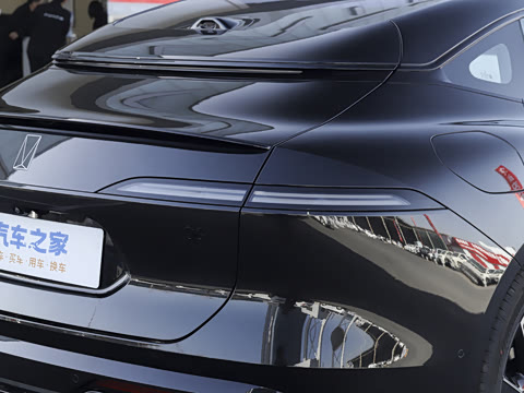 2025�� Elite���̰�