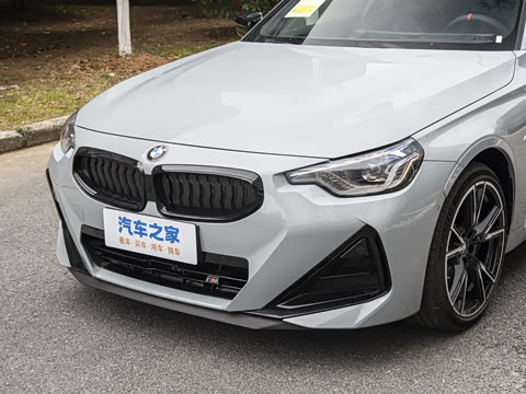 2026�� M240i xDrive