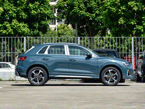 2025�� quattro 45�����ذ� 35TFSI ʱ�ж�����