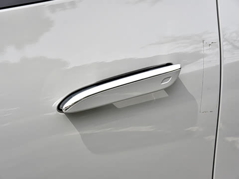 2024�� EQE 53 4MATIC+