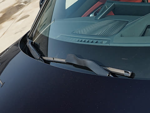 2026�� 330i M�˶���ҹ��װ