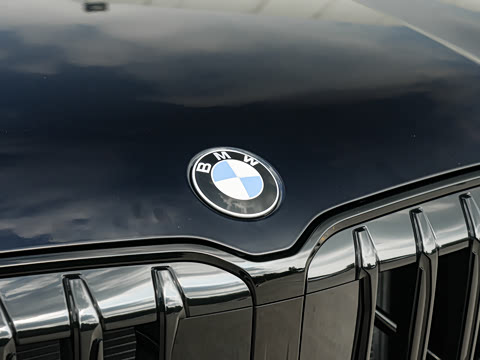 2025�� xDrive25Li M�˶���ҹ��װ