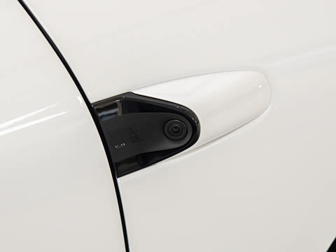 2026�� ���� 725 Max �콢��