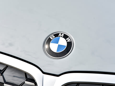 2026�� 325Li M�˶���װ