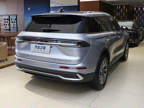 2025�� 2.0T ����������