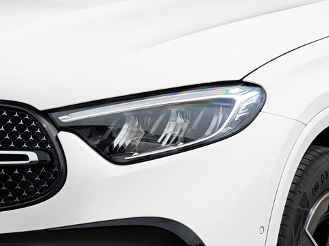2026�� �Ŀ� GLC 260 4MATIC ����SUV