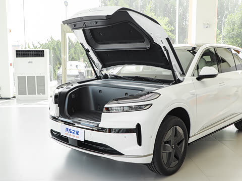 2025�� Max ������