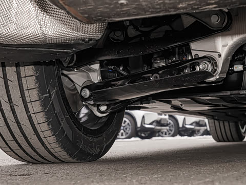 2026�� �Ŀ� 530Li ������ M�˶���װ