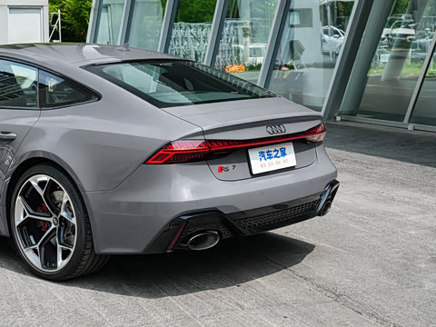 2025�� RS 7 4.0T Sportback performance