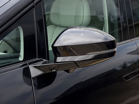 2026�� ���� 650 UltraSE