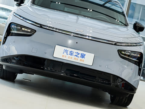 2026�� ���� 702 Max �콢��