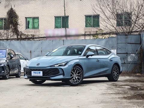 2026�� 2.0T 405 AT������