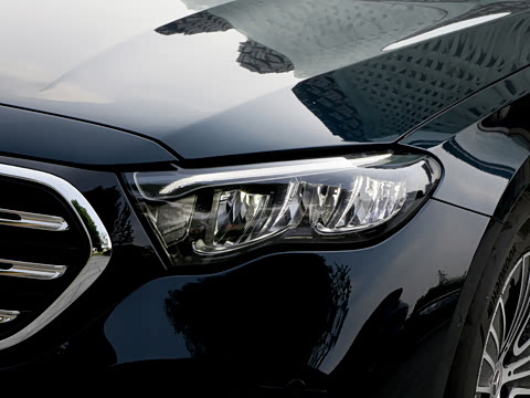 2026�� �Ŀ� E 260 L