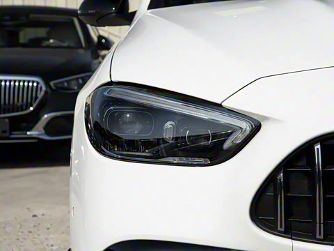 2026�� AMG C 43 4MATIC