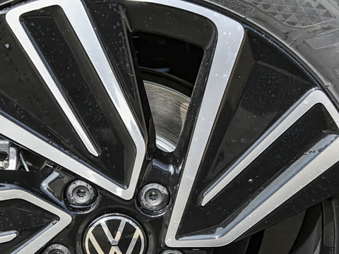 2026 Pro 300TSI ǿݰ