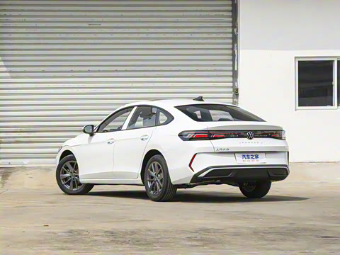 2026�� ���L 300TSI �趯��