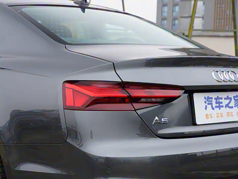 2025�� Coupe 40 TFSI ʱ�ж�����