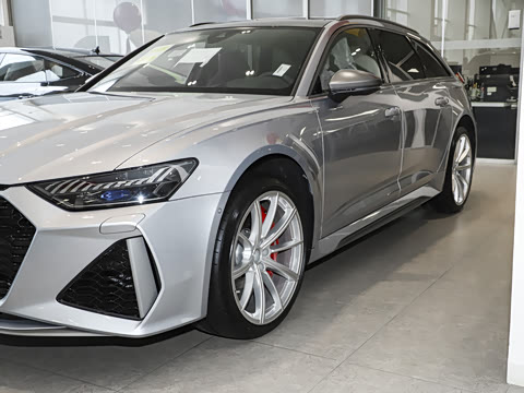 2025��  RS 6 4.0T Avant performance