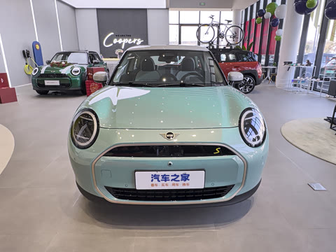 2026�� 463km COOPER SE ������