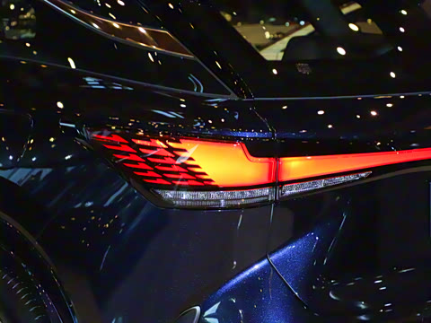 2026�� 350h ����������