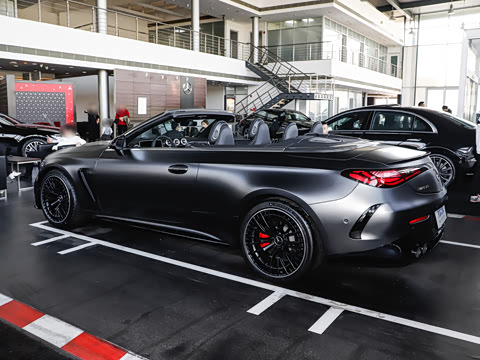 2025 AMG CLE 53 4MATIC+ ܳ