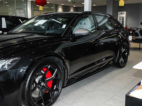 2025��  RS 6 4.0T Avant performance